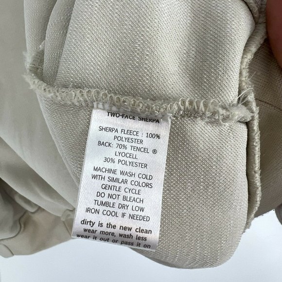 Toad Co Allie Fuzzy Fleece Jacket - Picture 10 of 10